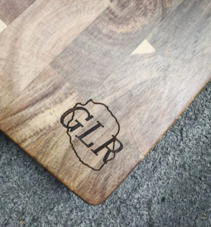 Planche à Découper en Bois d’Acacia – Image 4