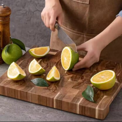 Planche à Découper en Bois d’Acacia